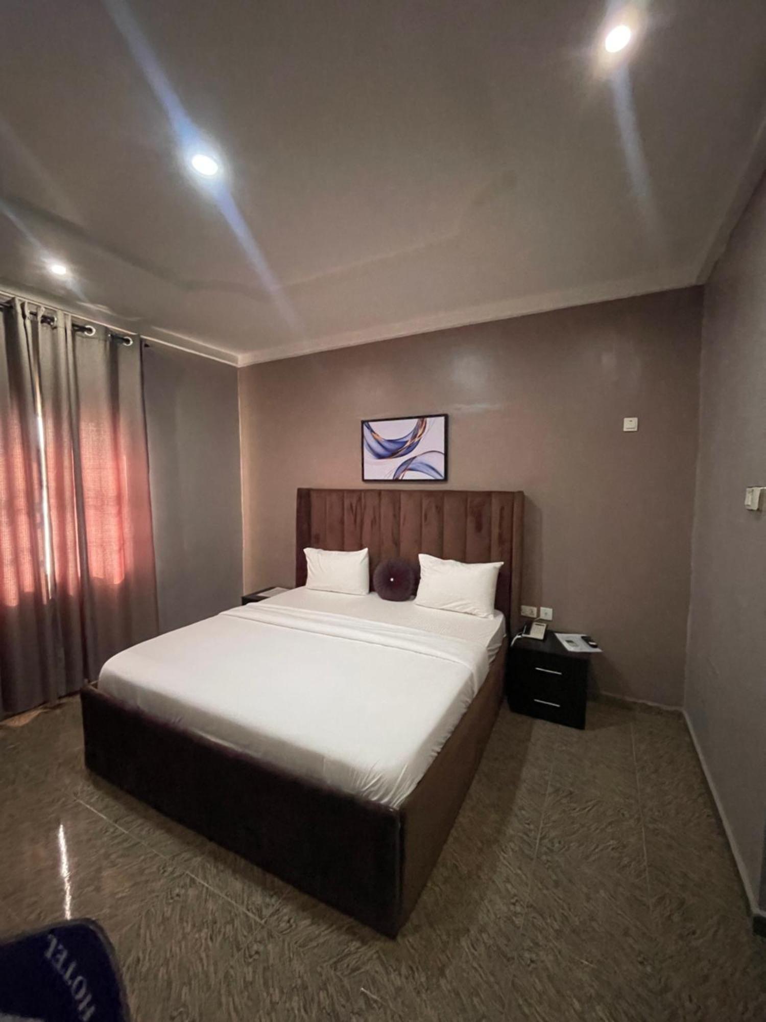 Nexus Xpress Hotel Abuja Kültér fotó