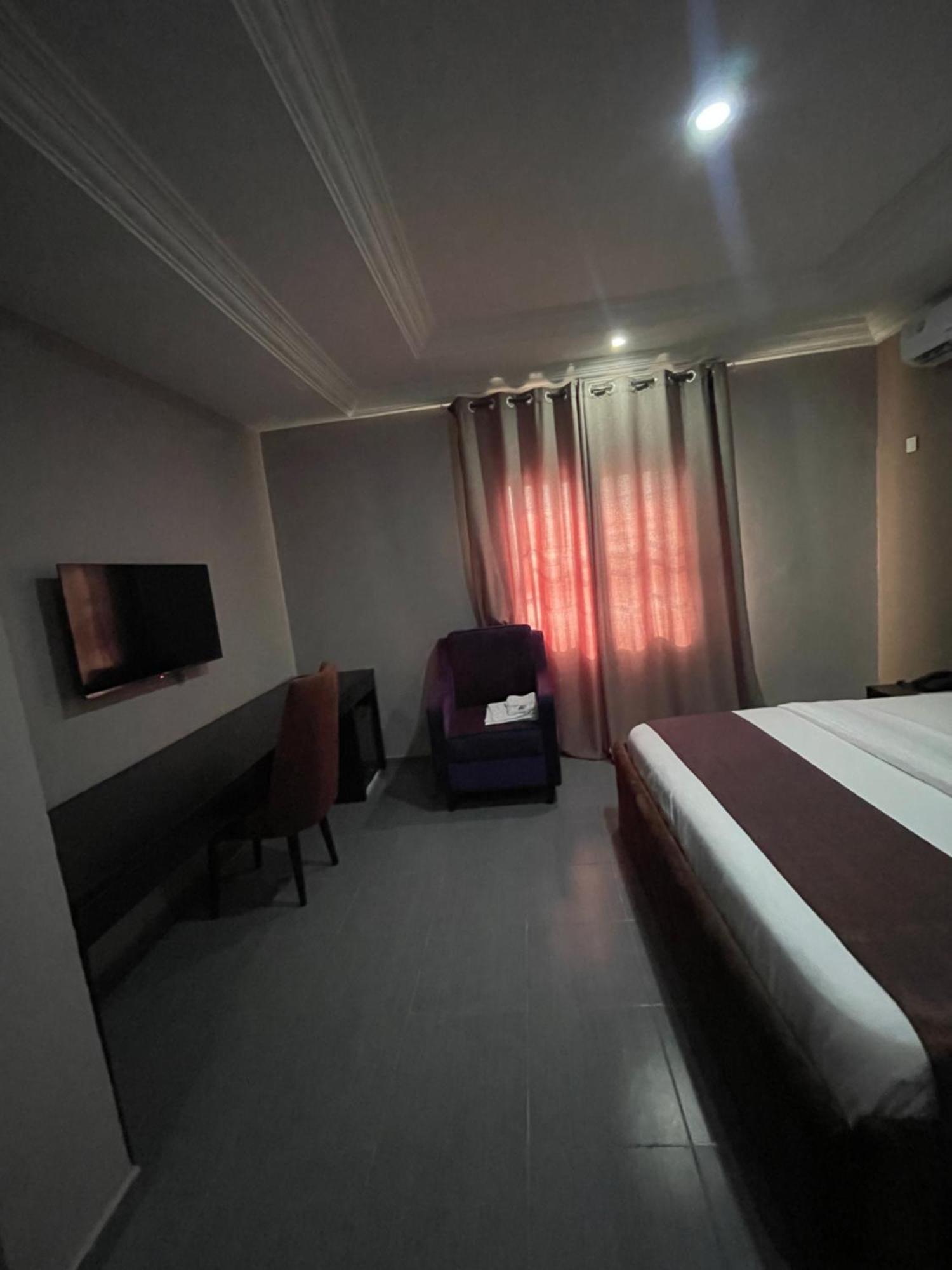 Nexus Xpress Hotel Abuja Kültér fotó