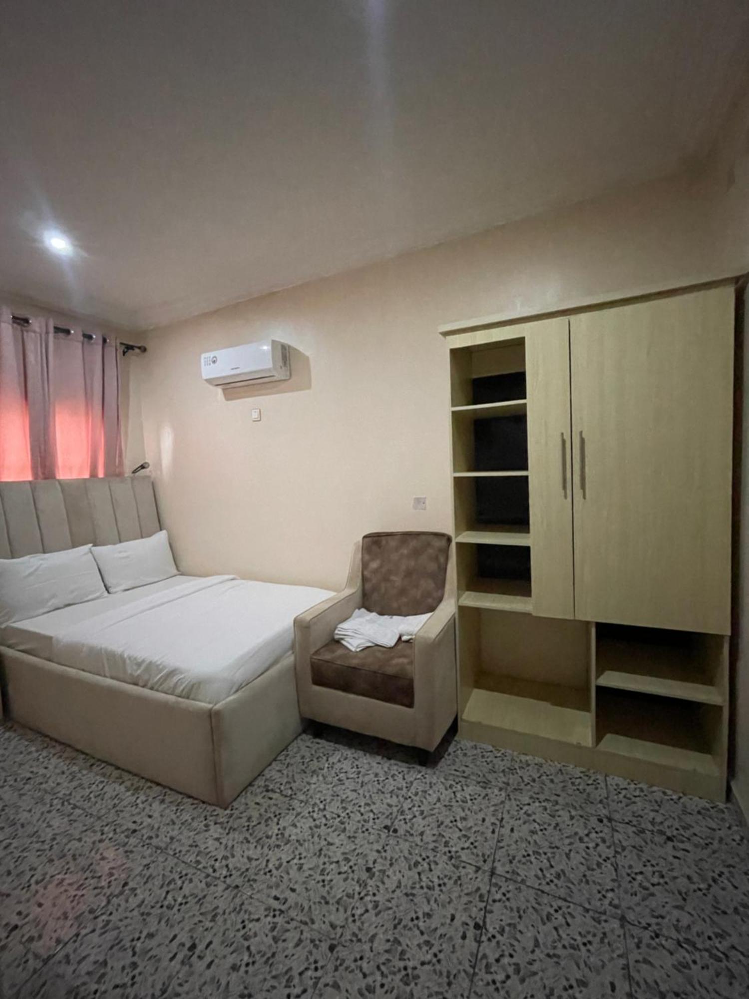 Nexus Xpress Hotel Abuja Kültér fotó