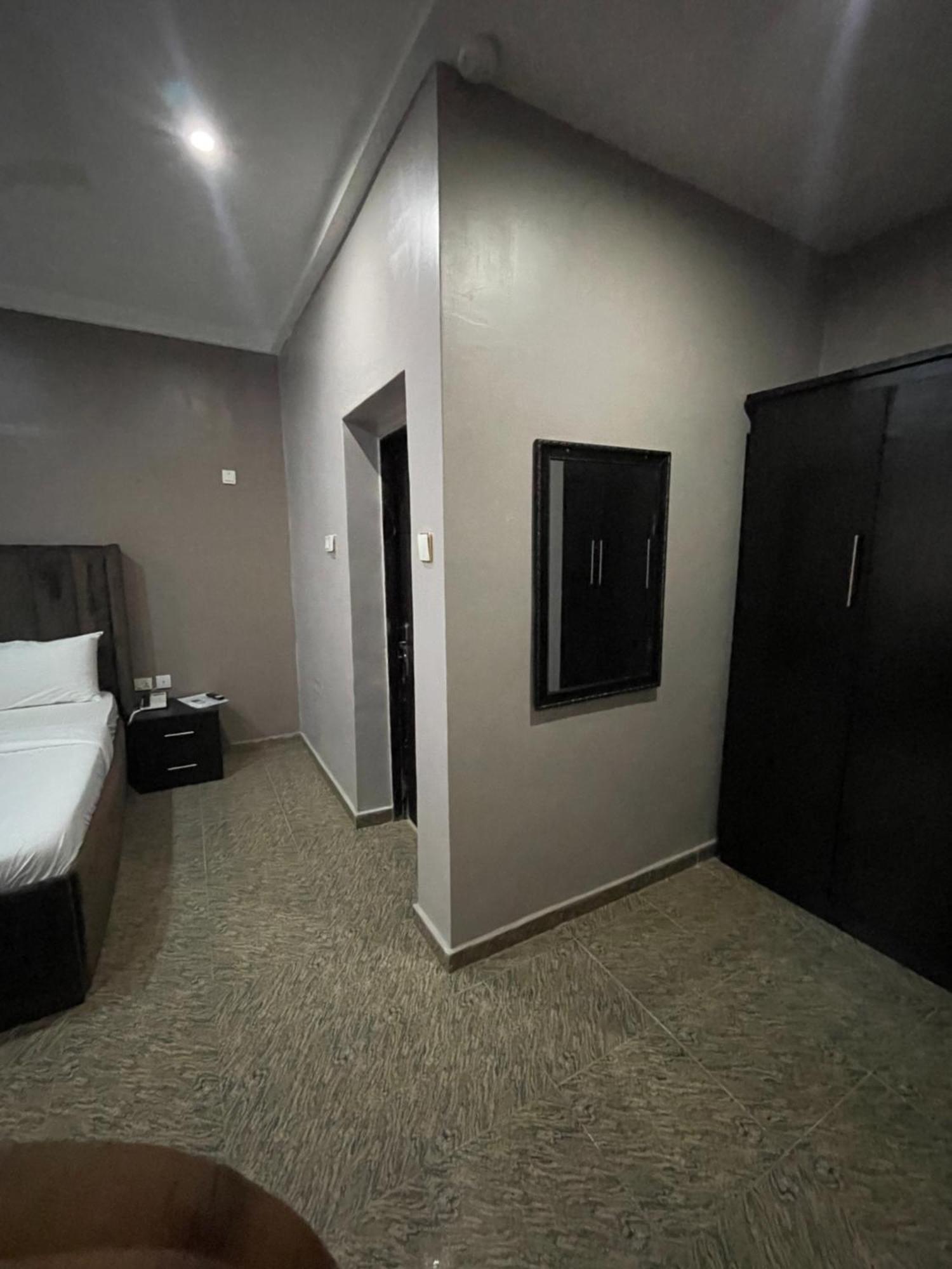 Nexus Xpress Hotel Abuja Kültér fotó