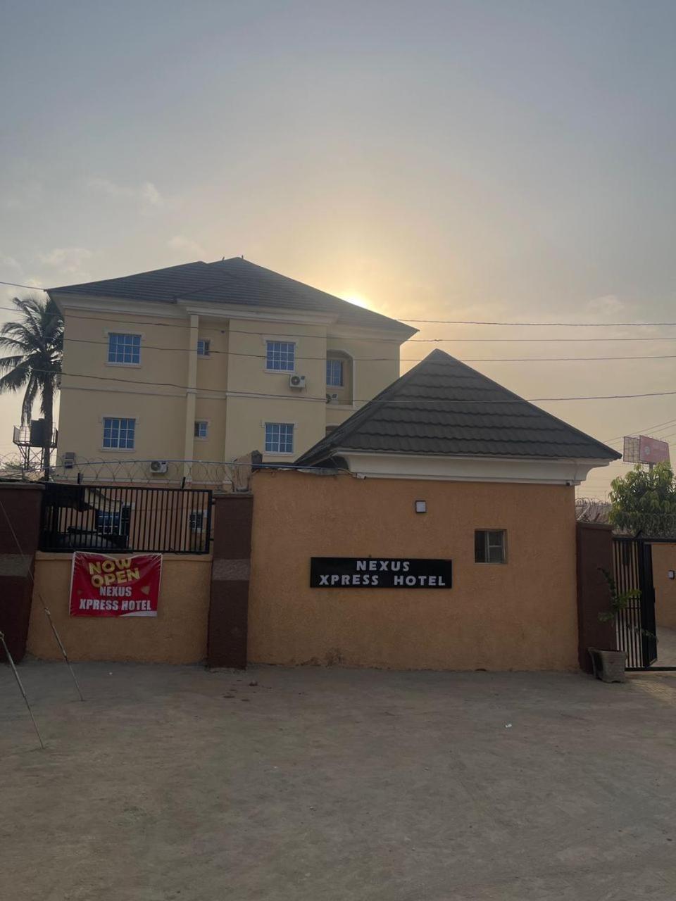 Nexus Xpress Hotel Abuja Kültér fotó